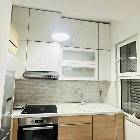 Modern In The Heart Of Apartment *