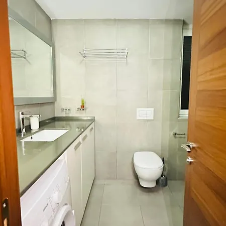 Daire Modern In The Heart Of Tiran