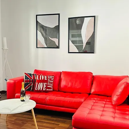 Modern In The Heart Of Apartment *